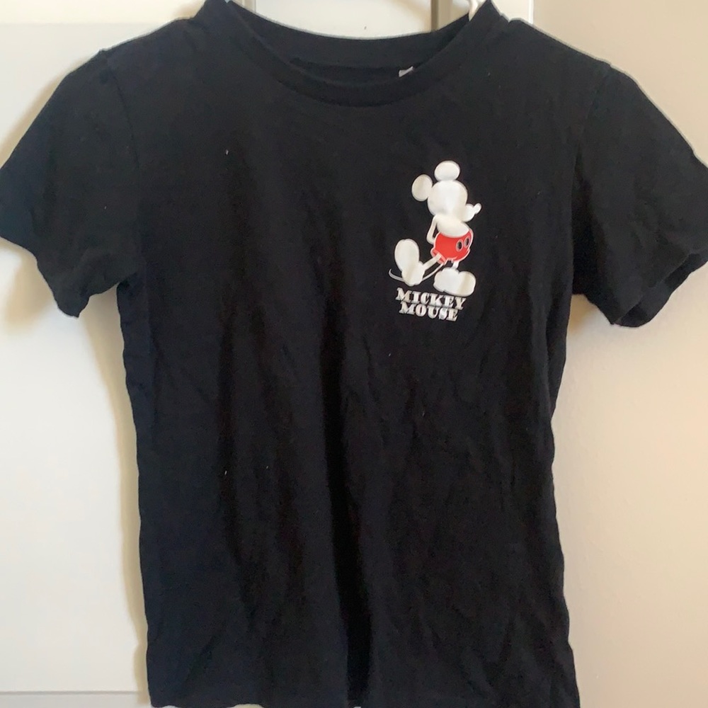 uniqlo ut disney collab mickey mouse tee